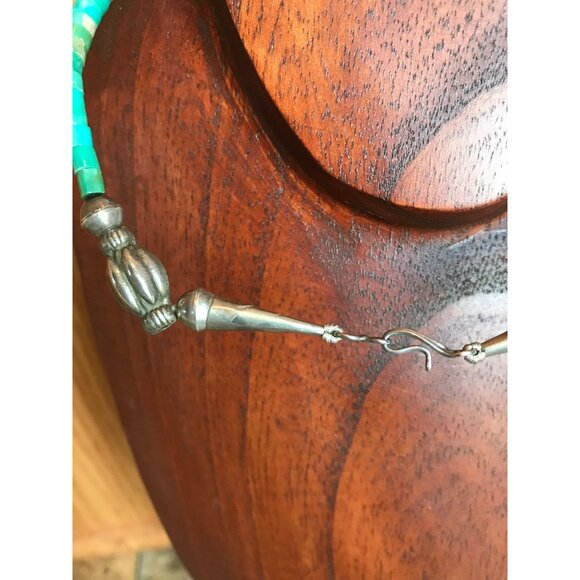 Vtg Necklace Graduated Turquoise & Shell With 2 Black Onyx And 1 Large Turquoise - Picture 9 of 10